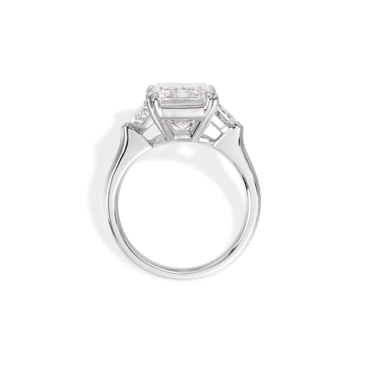 Bay-Cushion Cut Lab Grown Diamond Engagement Ring showcasing a cushion cut diamond with Cadillac-cut side stones.