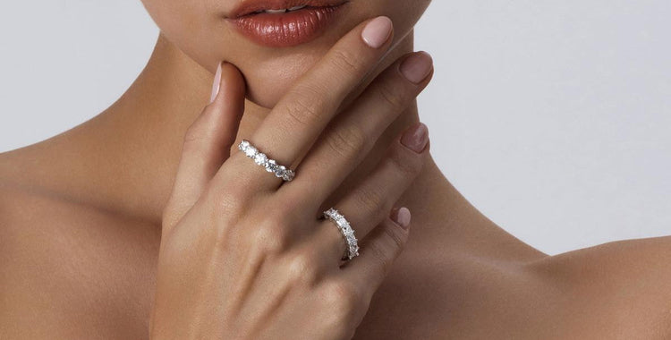 Round Cut Wedding Band