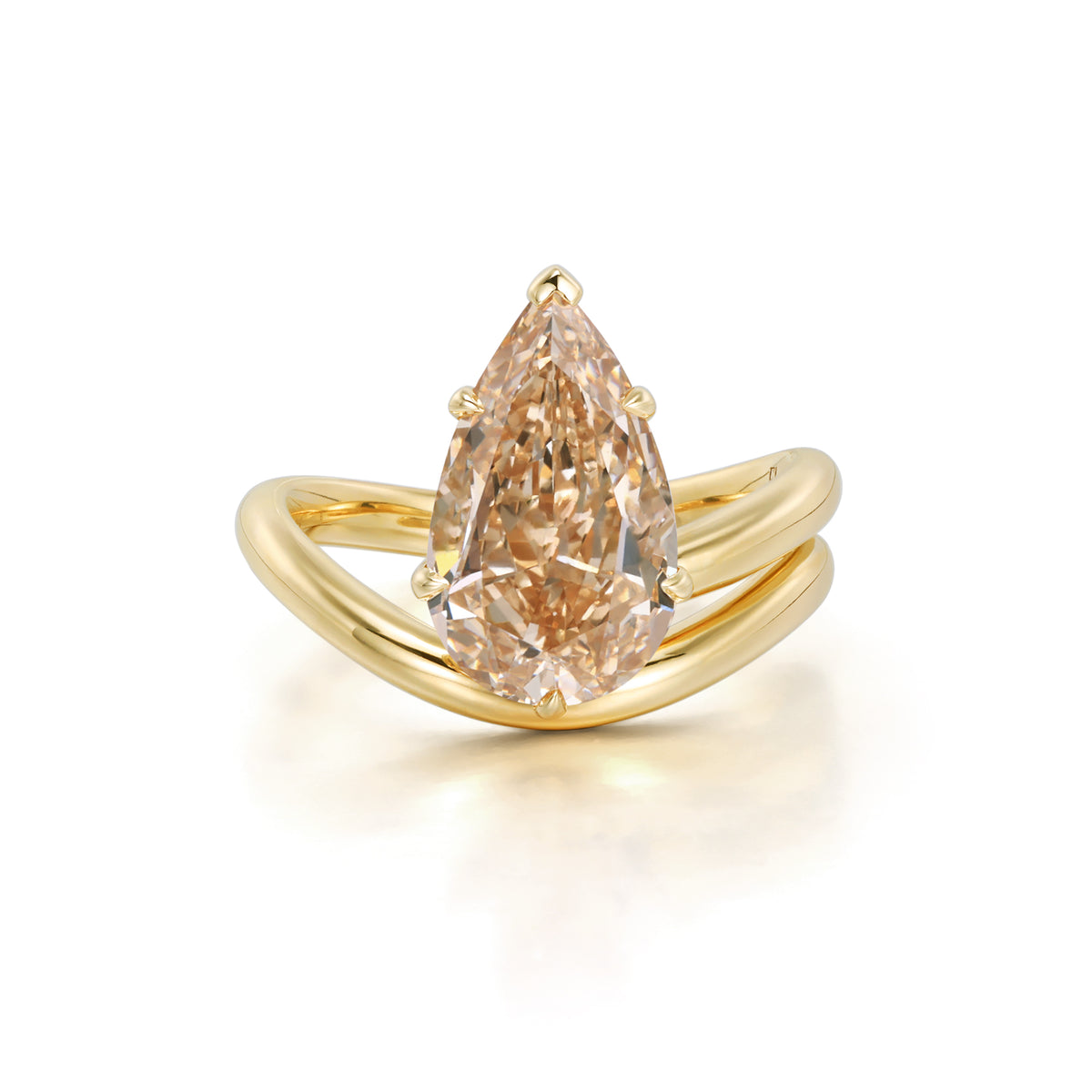 ELORA FINE JEWELRY Taya 4.04ct Champagne Old Mine Pear Lab Grown Diamond Ring