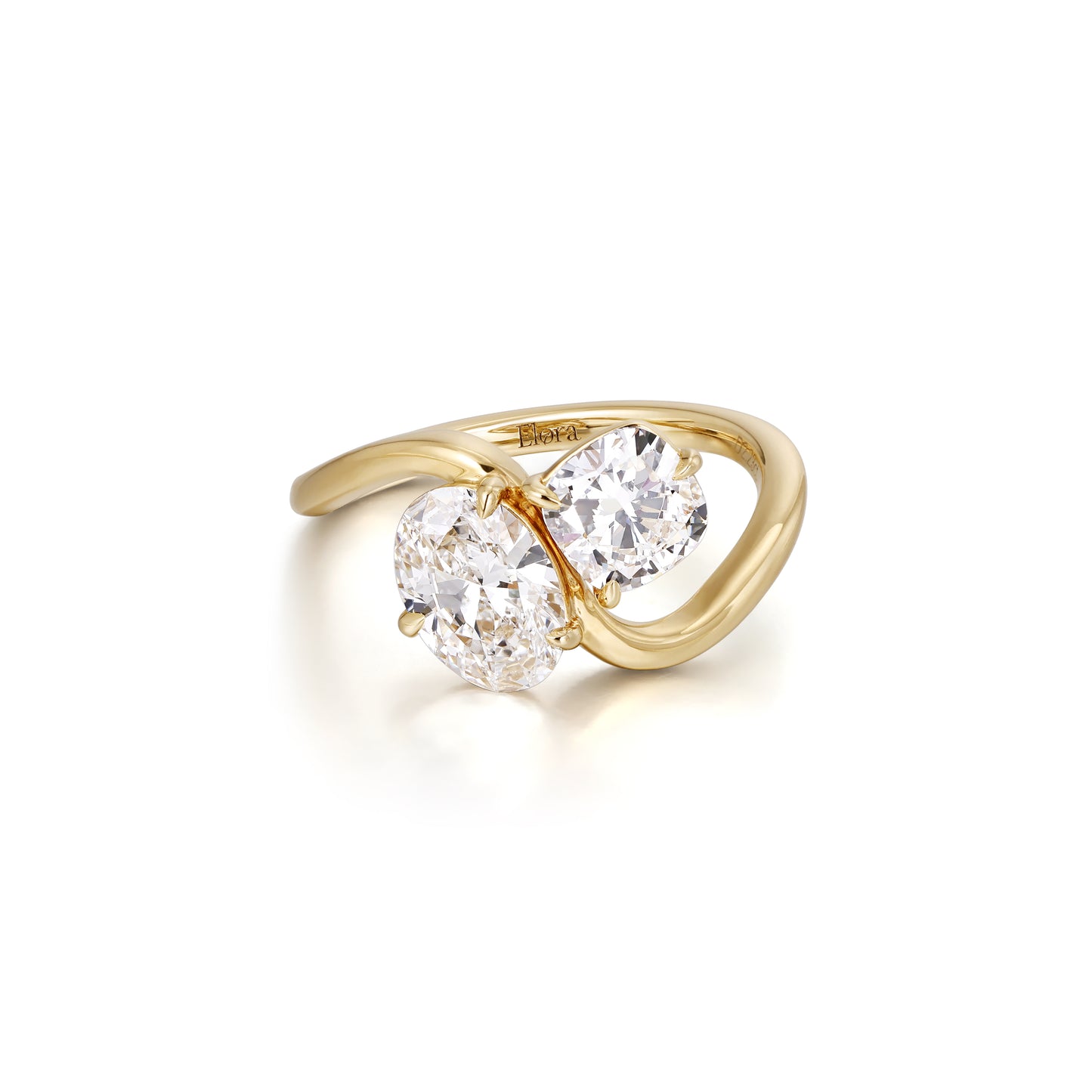 Face View Oval and Cushion Lab Grown Diamond Toi et Moi Engagement Ring Bypass Band in 14K/18K Yellow Gold | Idra | Elora