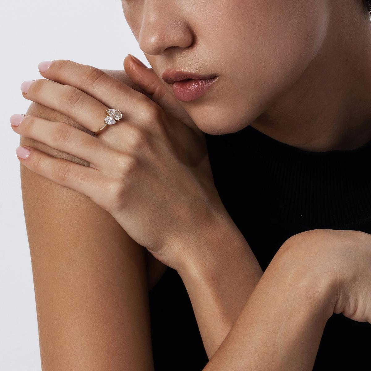 2.6ct Pear Cut White Diamond Toi et Moi Ring in Model