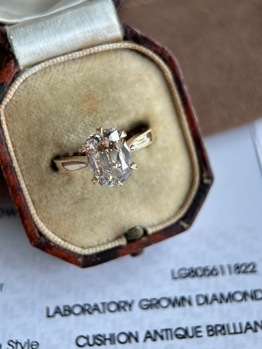 Sonderanfertigung Restzahlung – 3.12ct Old Mine Cut Lab Grown Diamantring