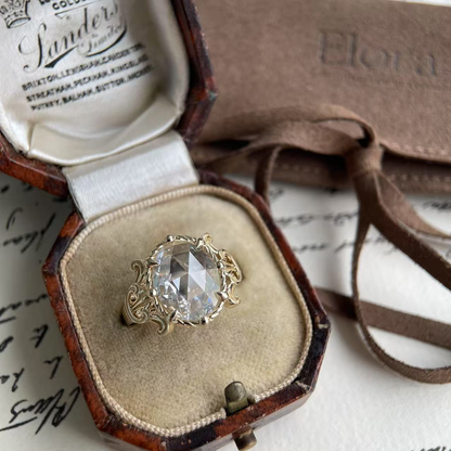 Lark-Ovaler Verlobungsring mit im Labor gezüchtetem Diamanten im Rosenschliff