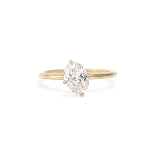 Aria ring front view with oval lab-grown diamond in 14K yellow gold