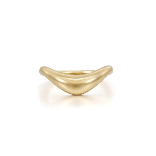Face view 14K/18K Yellow Gold Curved Wedding Band | Serena | Elora