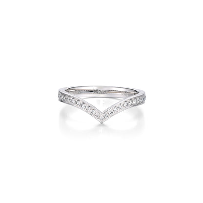 Face view Platinum Chevron Contour Pavé-set round Diamond Wedding Band | Matilda | Elora