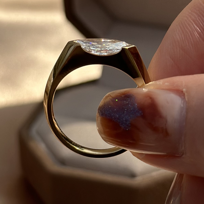 Face view of Josie Marquise cut diamond ring in 14K/18K Gold showing silhouette