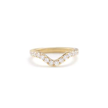 Front view Anya Chevron-shaped 14K gold diamond stacking band with pav¨¦ setting