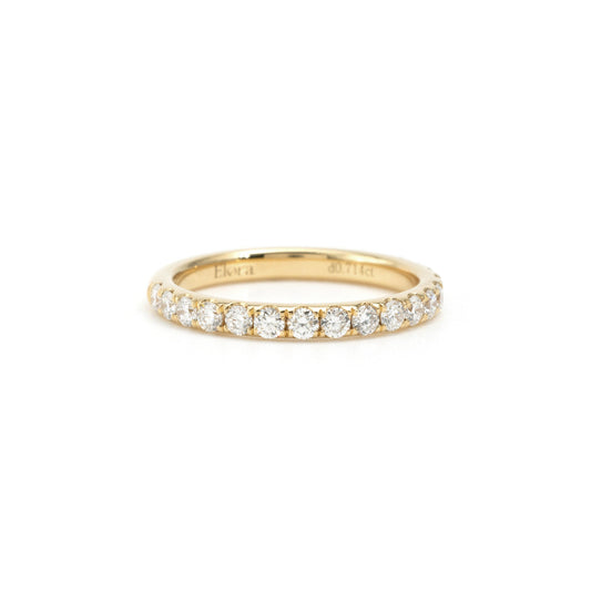 Gianna eternity ring with round lab-grown diamonds in yellow gold