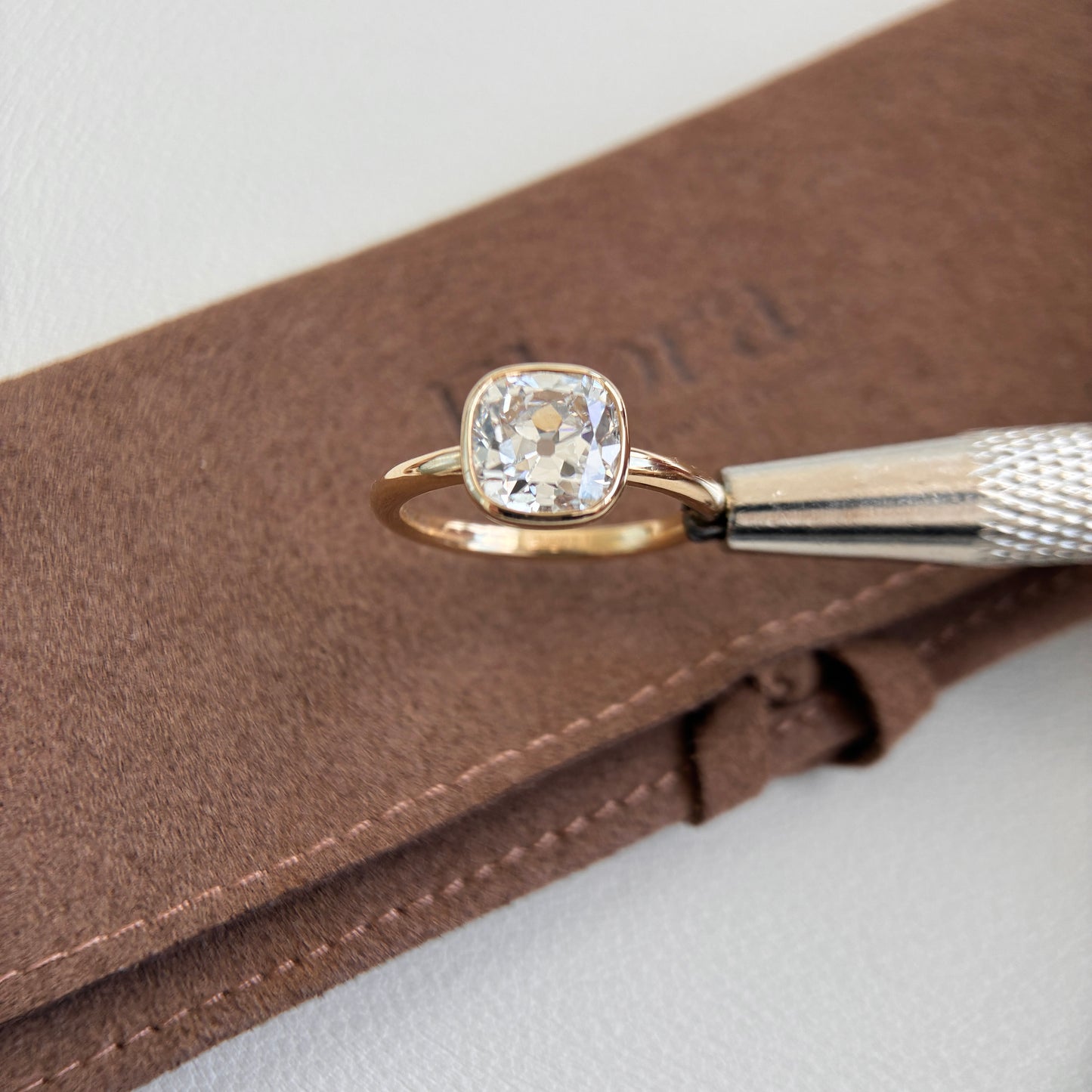 Verlobungsring Madison mit Labordiamant im Altschliff