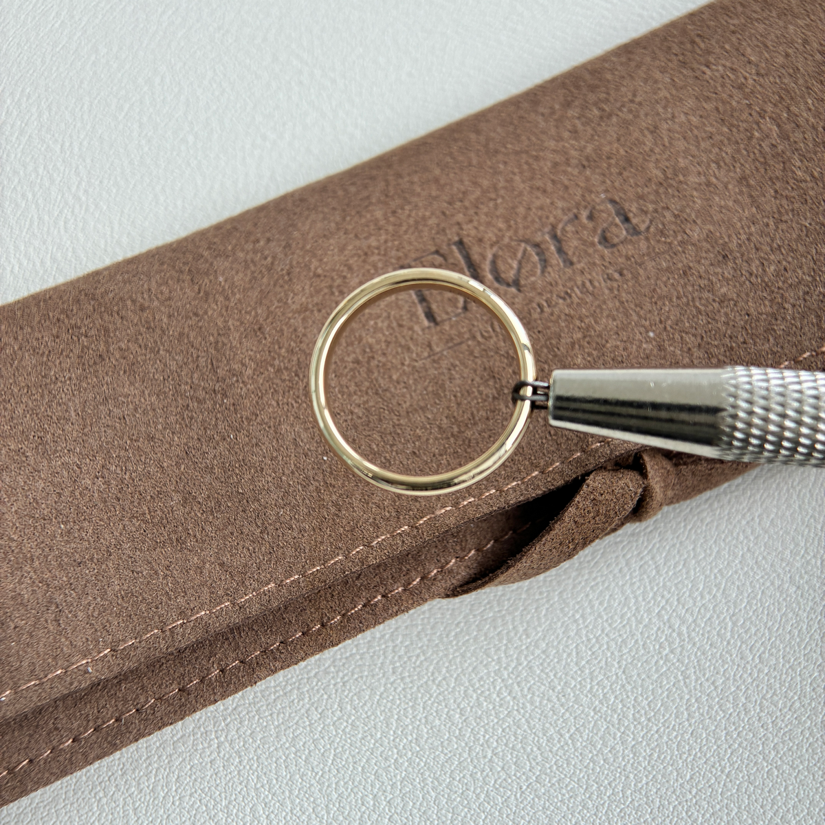 Ella-3mm Plain Gold Wedding Band