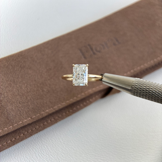 Nora-2.07ct Radiant-Schliff Laborgezüchteter Diamantring