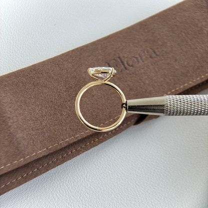 Quinn-Pear Cut Lab Grown Diamantring