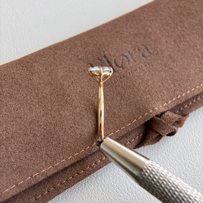 Layla-1.08ct runder Labor-Diamantring