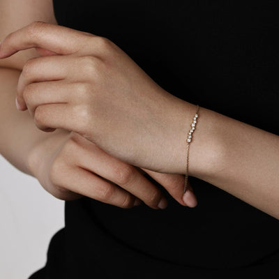 Face view Mixed Bezel set Round Diamond Bracelet in 14k/18k Yellow Gold | Lottie | Elora