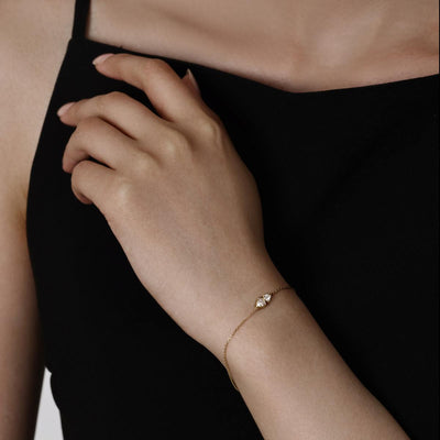 Face view Toi et Moi Heart Diamond Bracelet in 14k/18k Yellow Gold | Alice | Elora