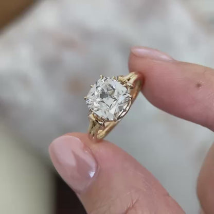 Lea-Verlobungsring mit im Labor gezüchtetem Diamanten im Altschliff