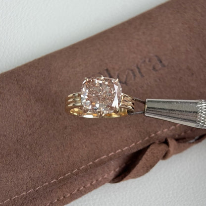 Alice-Champagne Altschliff-Cushion Ring mit im Labor gezüchtetem Diamanten