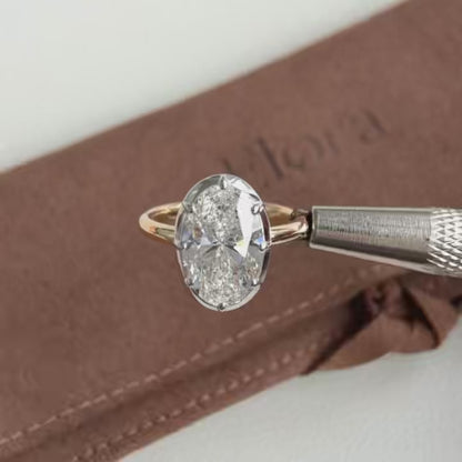 Lena-Verlobungsring mit ovalem Labor-Diamant, 4,08 ct