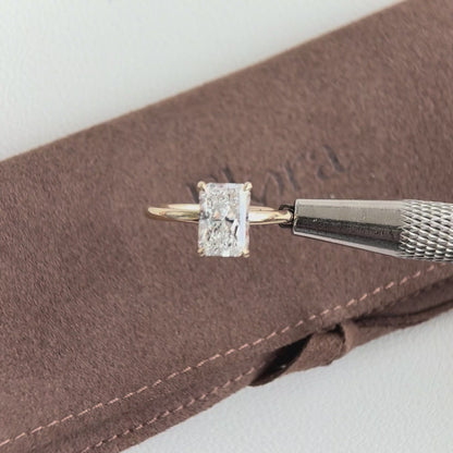 Nora-2.07ct Radiant-Schliff Laborgezüchteter Diamantring