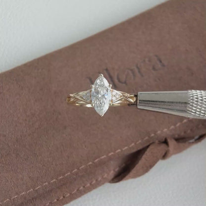 Lottie-Marquise Cut Lab Grown Diamant Pinky Ring