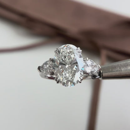 Dakota-5.03ct Oval Cut Lab Grown Diamond Ring